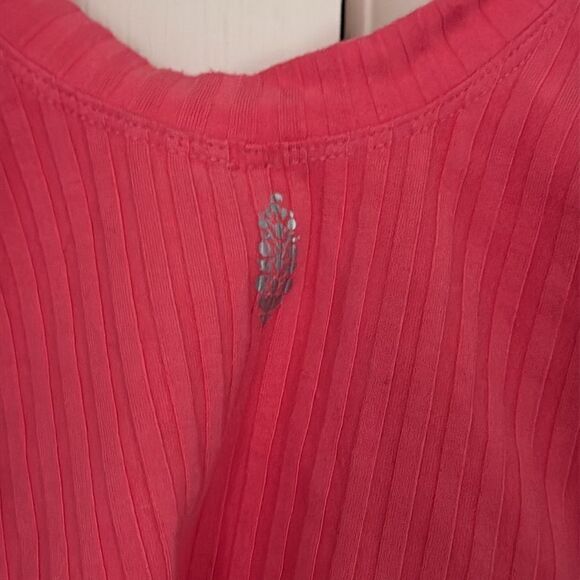 Free People Blissed Out Ribbed Pink Scoop Neck Cropped Tank Top Size XS - Picture 7 of 11